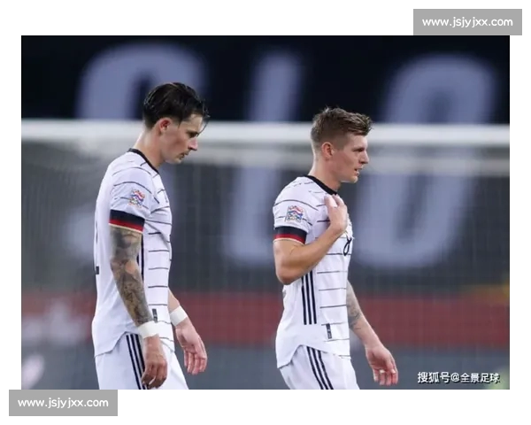 从世界杯比分演变看强队更迭与经典瞬间全景回顾历史脉络与战术潮流洞察